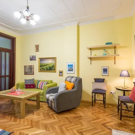 Апартаменты Photohome Aristocratic Center ➫ 1st Floor