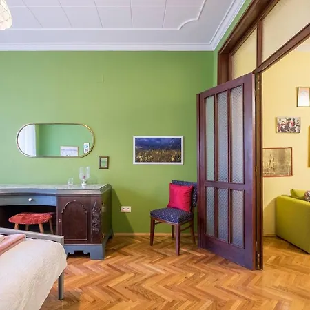 Photohome Aristocratic Center ➫ 1st Floor Sofia